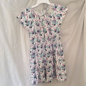 Carter’s girl size 8 white floral dress pink blue